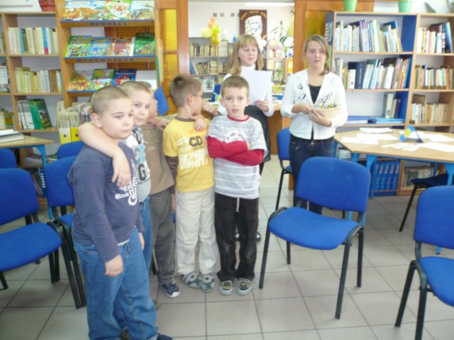 dziebibliotekszkolnych201019.jpg