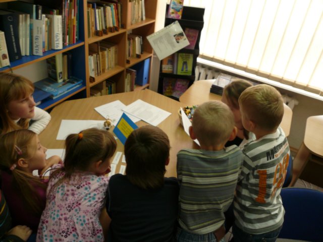 dziebibliotekszkolnych201023.jpg