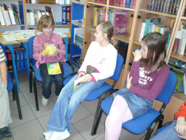 dziebibliotekszkolnych201031.jpg
