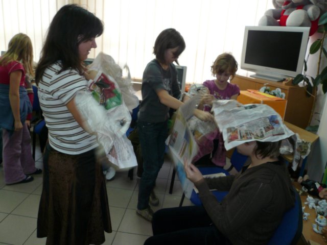 dziebibliotekszkolnych201036.jpg