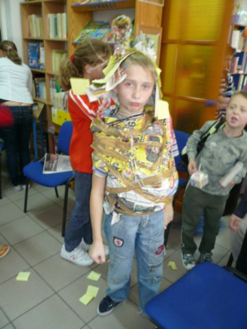 dziebibliotekszkolnych201050.jpg