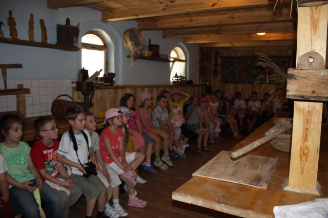 kawczynklic201070.jpg