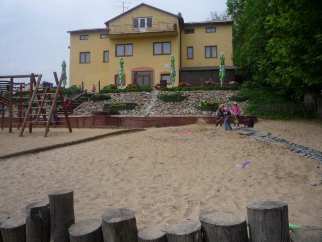 koacinek27v2010169.jpg