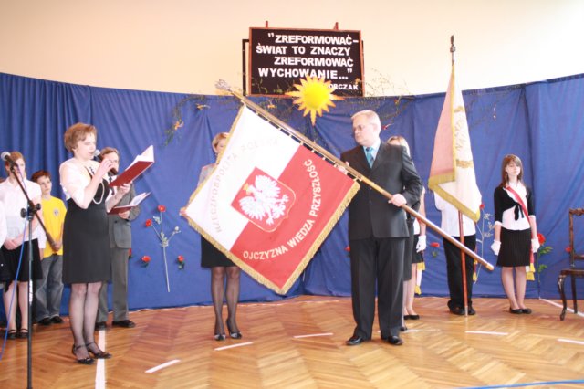 sztandar054.jpg