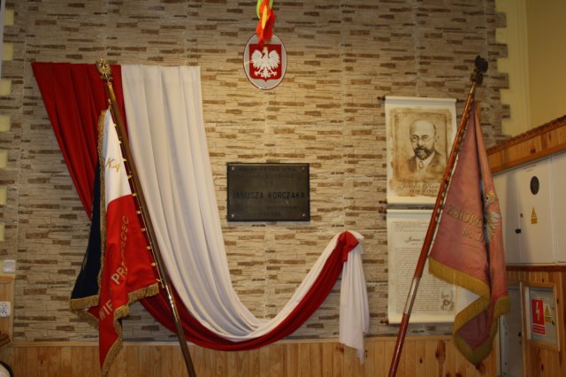 sztandar131.jpg