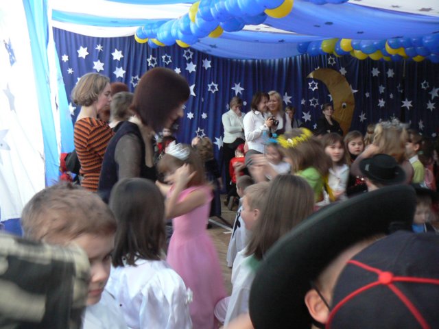 balkarnawaowy2009klasy1c11.jpg