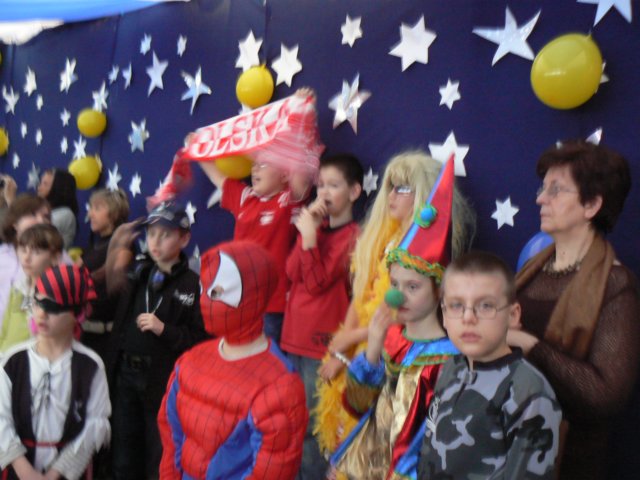 balkarnawaowy2009klasy1c21.jpg