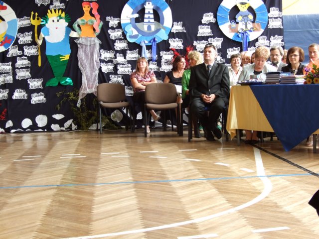 zakoczenierokuszkolnegoczerwiec2009020.jpg