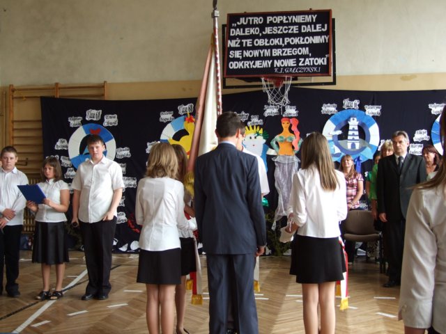 zakoczenierokuszkolnegoczerwiec2009033.jpg