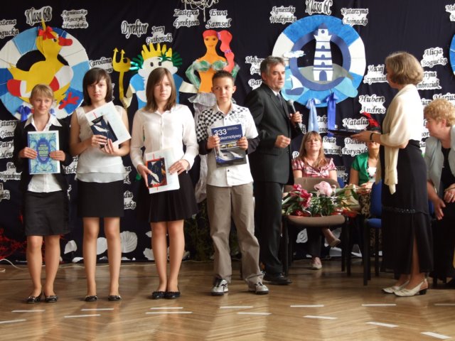 zakoczenierokuszkolnegoczerwiec2009091.jpg