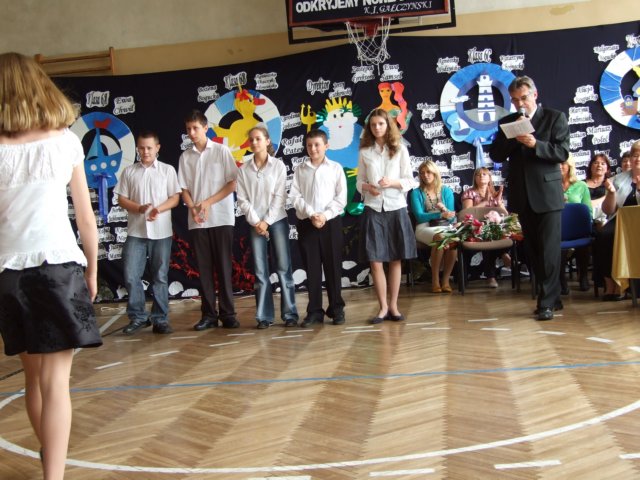 zakoczenierokuszkolnegoczerwiec2009127.jpg