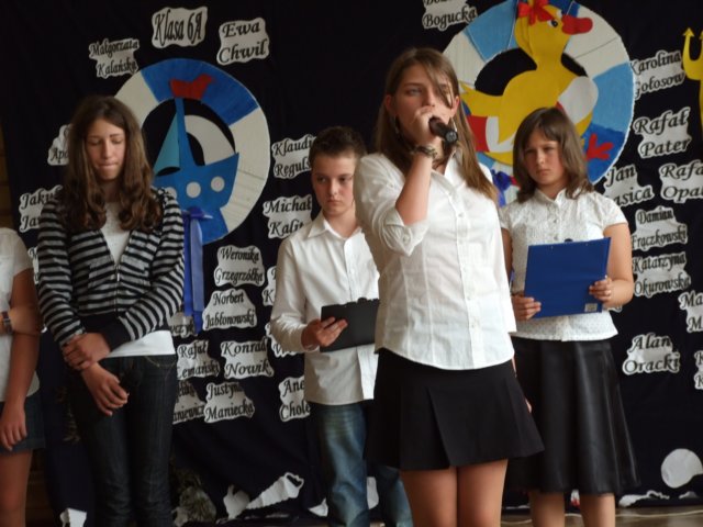 zakoczenierokuszkolnegoczerwiec2009183.jpg