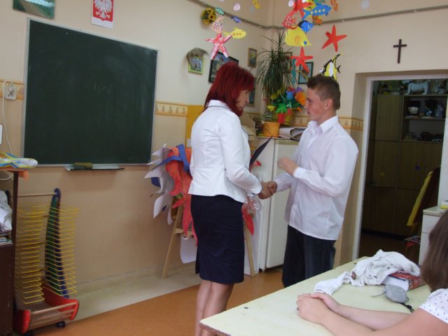 zakoczenierokuszkolnegoczerwiec2009244.jpg
