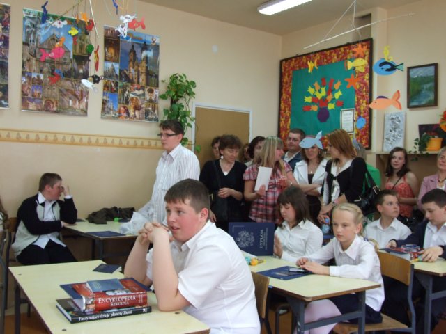 zakoczenierokuszkolnegoczerwiec2009275.jpg