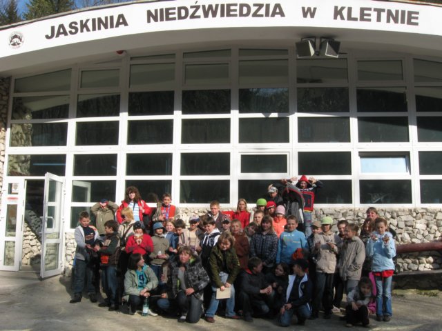 przyjaskininiedwiedziej.jpg