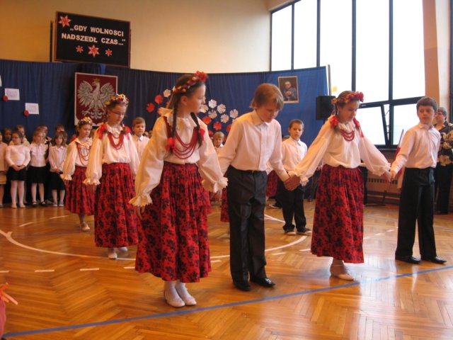 dzieniepodlegoci2010klasy132201123.jpg