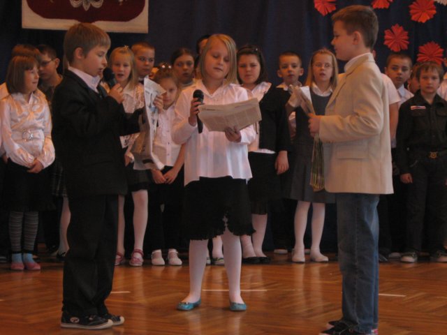 dzieniepodlegoci2010klasy132201131.jpg