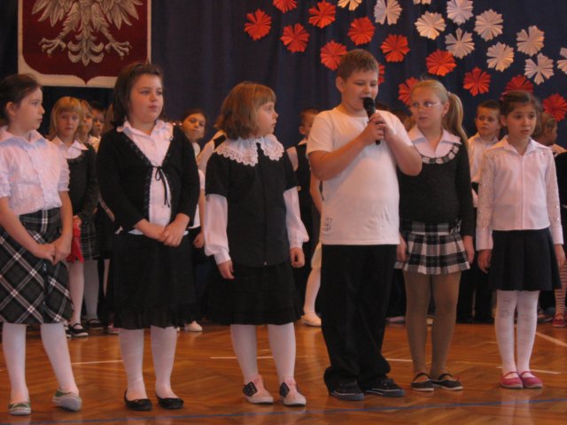 dzieniepodlegoci2010klasy132201135.jpg