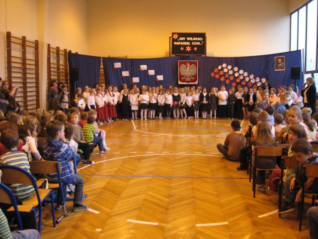 dzieniepodlegoci2010klasy132201141.jpg