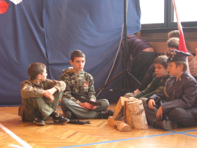 dzieniepodlegoci2010klasy4620119.jpg
