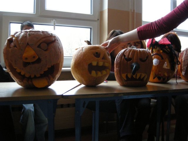 halloweenwnaszejszkole.jpg