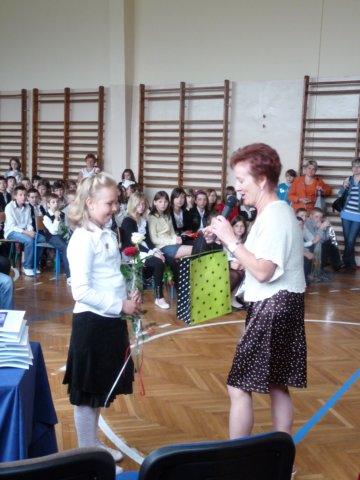 zakonczenierokuszkolnego2009_20102.jpg