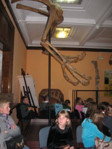 wycieczkadomuzeumewolucjiklasyvcpadziernik201014.jpg