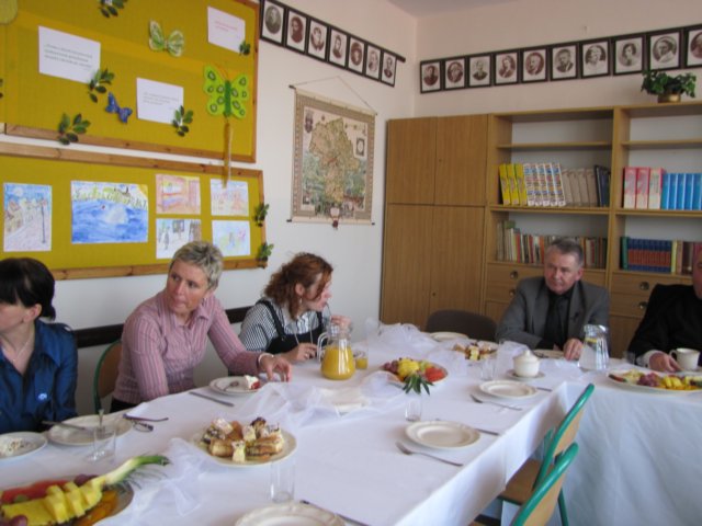spotkaniezbiskupem16marca201178.jpg