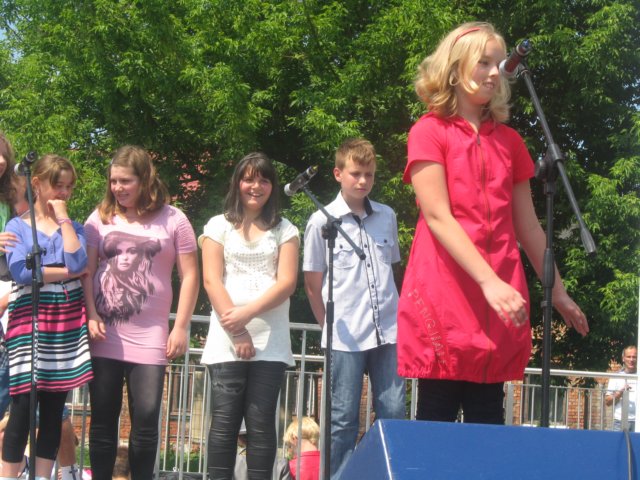 dniboniavi201156.jpg