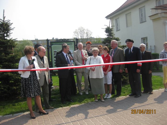 iv2011otwarcieciekihist55.jpg