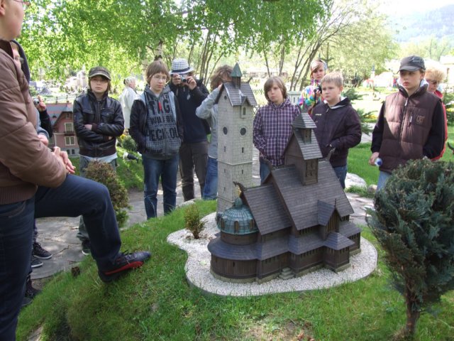 hmuzeumminiatur12v201165.jpg