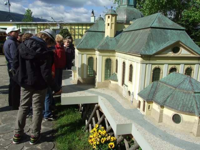 hmuzeumminiatur12v201168.jpg