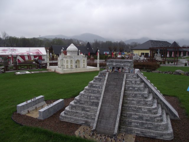pmuzeumminiaturiv201124.jpg