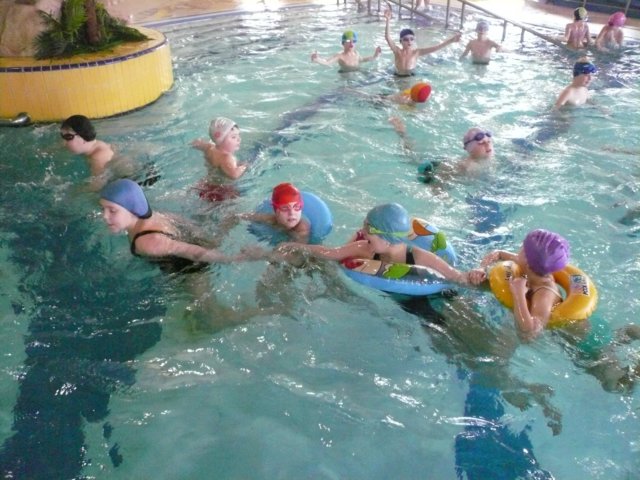basenwgrodziskumazowieckim201171.jpg