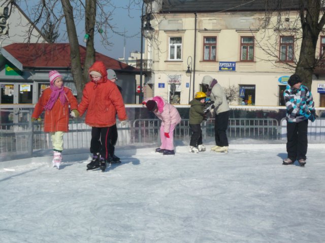 lodowiskowboniu201115.jpg