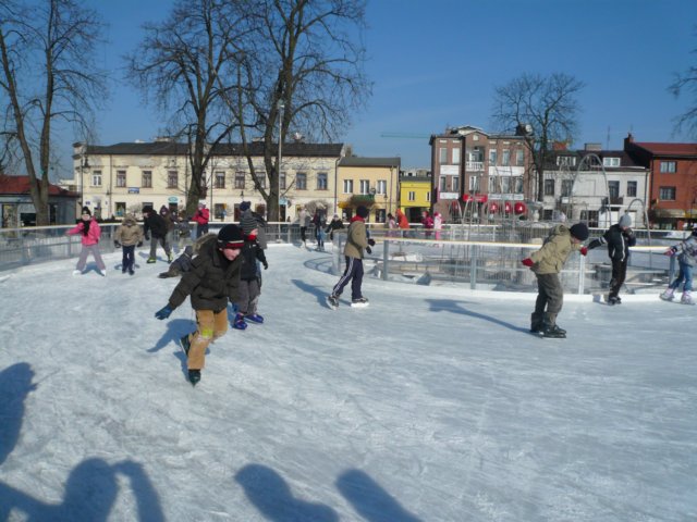 lodowiskowboniu20118.jpg