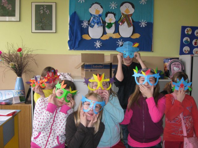 wykonywaniemasekkarnawaowych201130.jpg