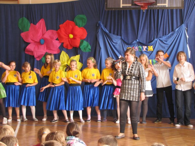 dzienauczyciela13x20112.jpg