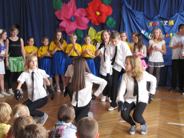 dzienauczyciela13x201129.jpg