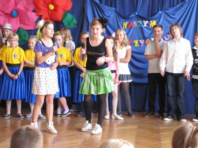 dzienauczyciela13x201131.jpg