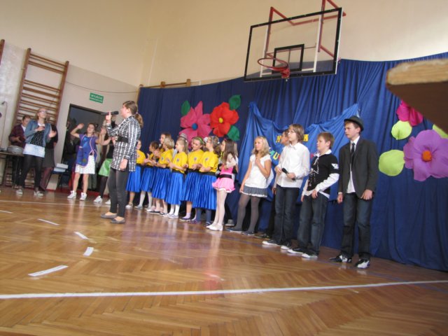 dzienauczyciela13x20117.jpg