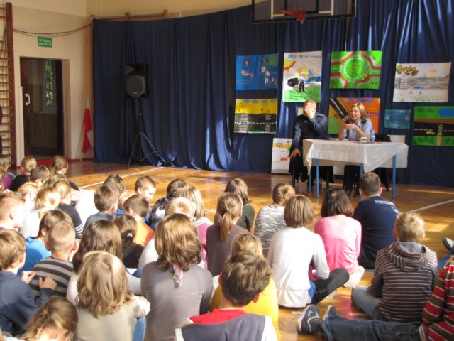 spotkaniezpolicjantami12x20116.jpg