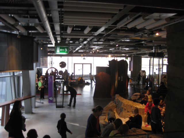 iiacentrumkopernika2012121.jpg