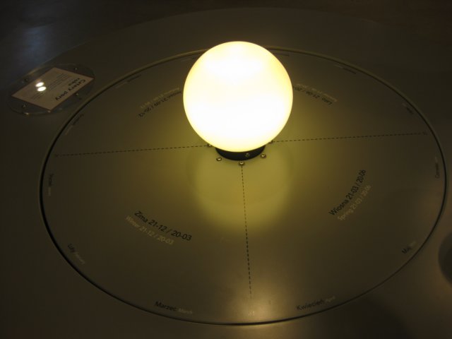 iiacentrumkopernika201291.jpg