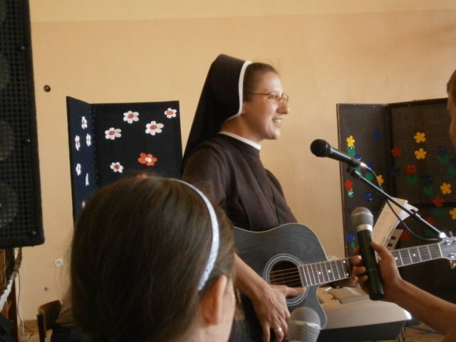 gminnykonkurspieniipoezjireligijnej201233.jpg