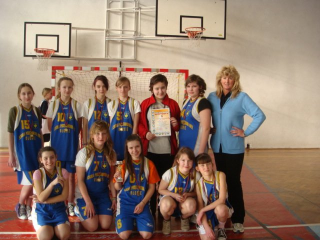 finaypowiatowewunihokejudziewczt201243.jpg