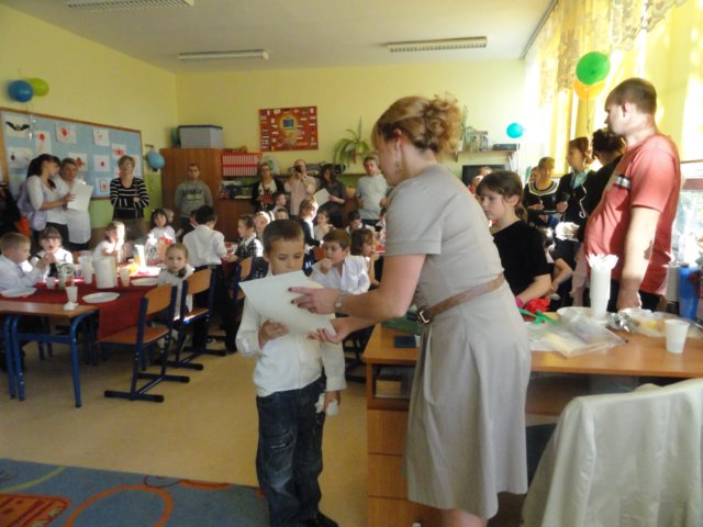 lubowanieklas1201287.jpg