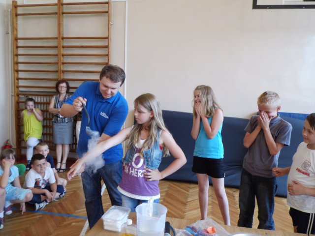 niezwykypokazvi201312.jpg