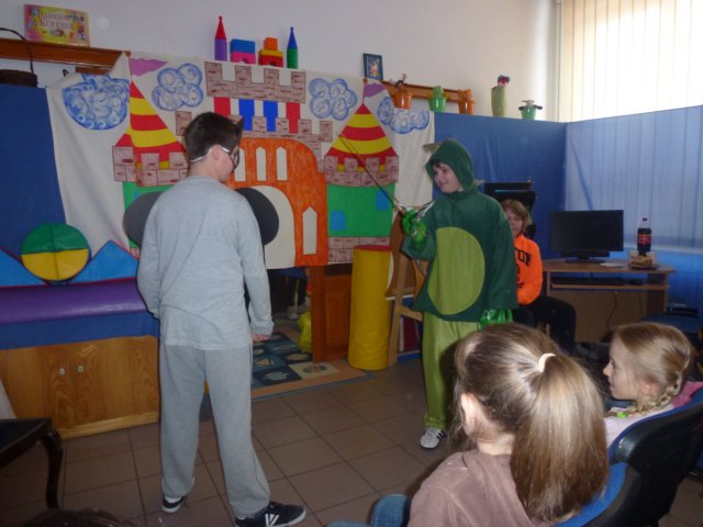 pasowanienaczytelnikaklasa1a18.jpg