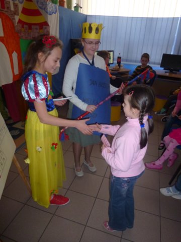 pasowanienaczytelnikaklasa1a67.jpg
